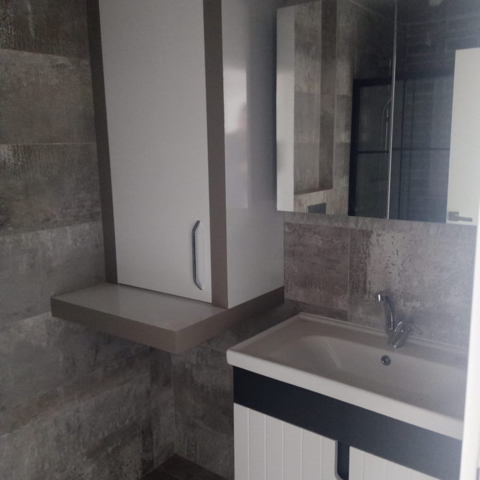 ANTALYA VARSAK SÜLEYMAN DEMİRELDE SATILIK 3+1 DAİRE