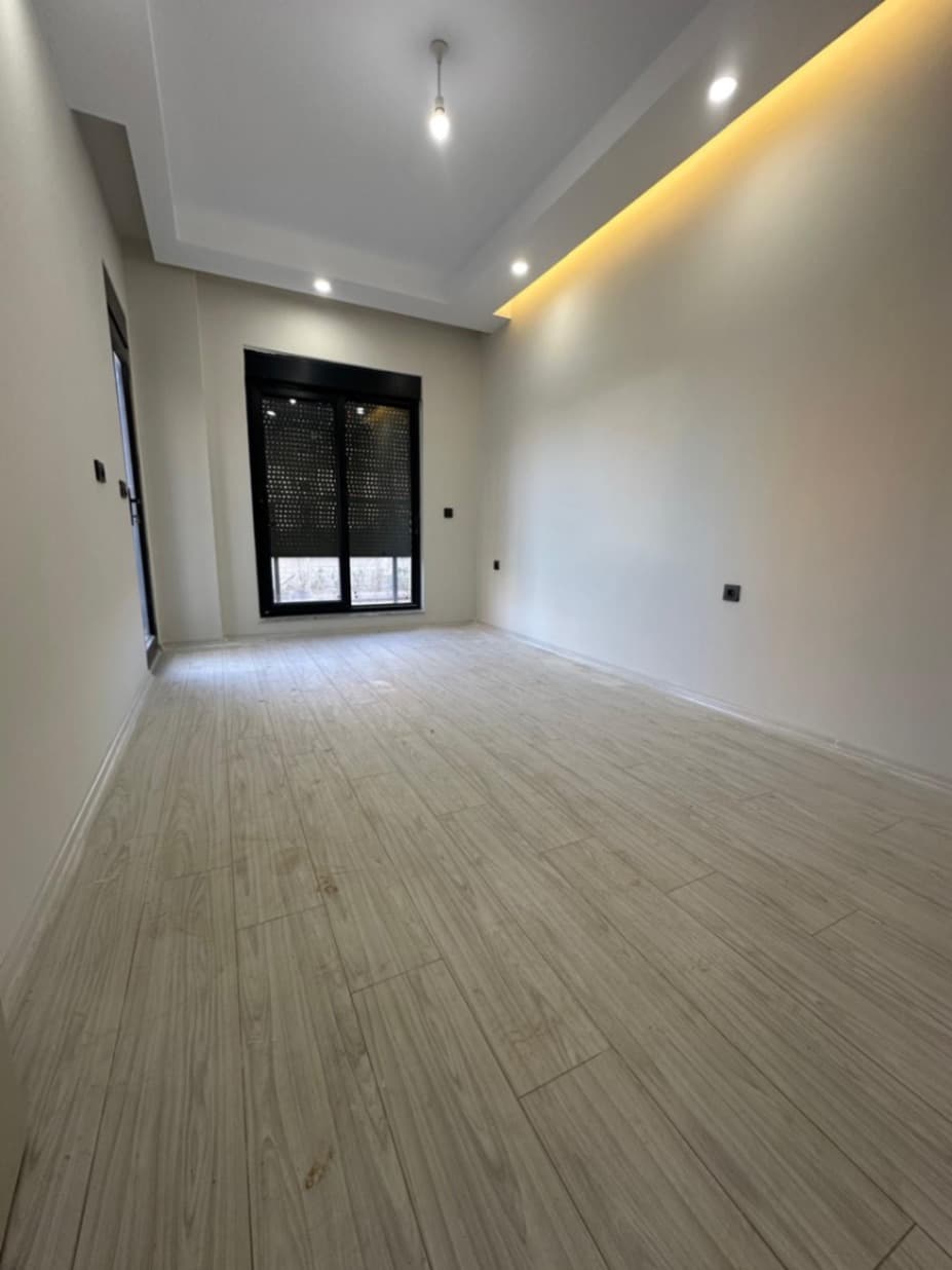 İskanlı Oturuma hazır 1+1 Döşemealtı