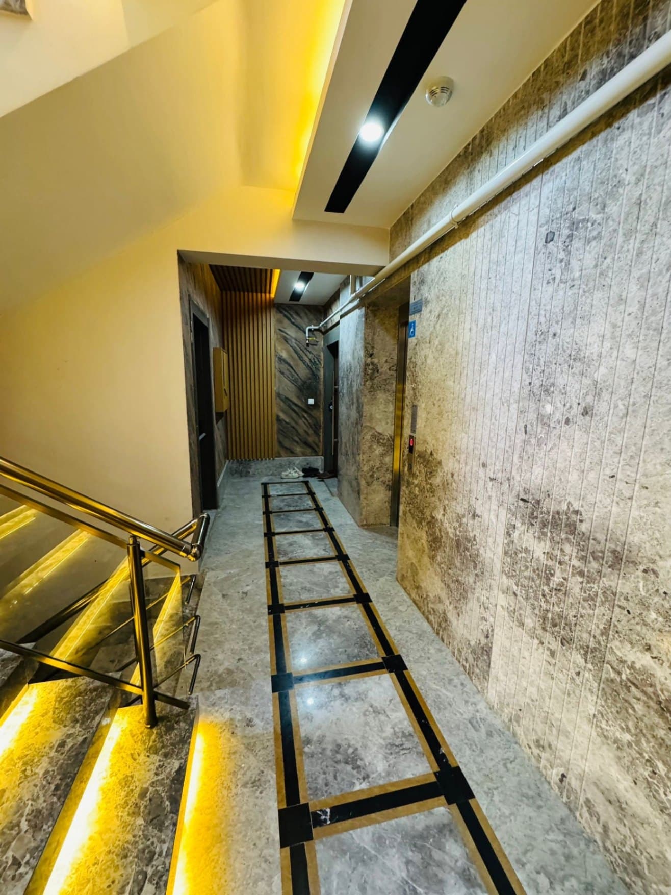 GÖKSU MAHALLESİNDE ARAKAT SATILIK 3+1 DAİRE