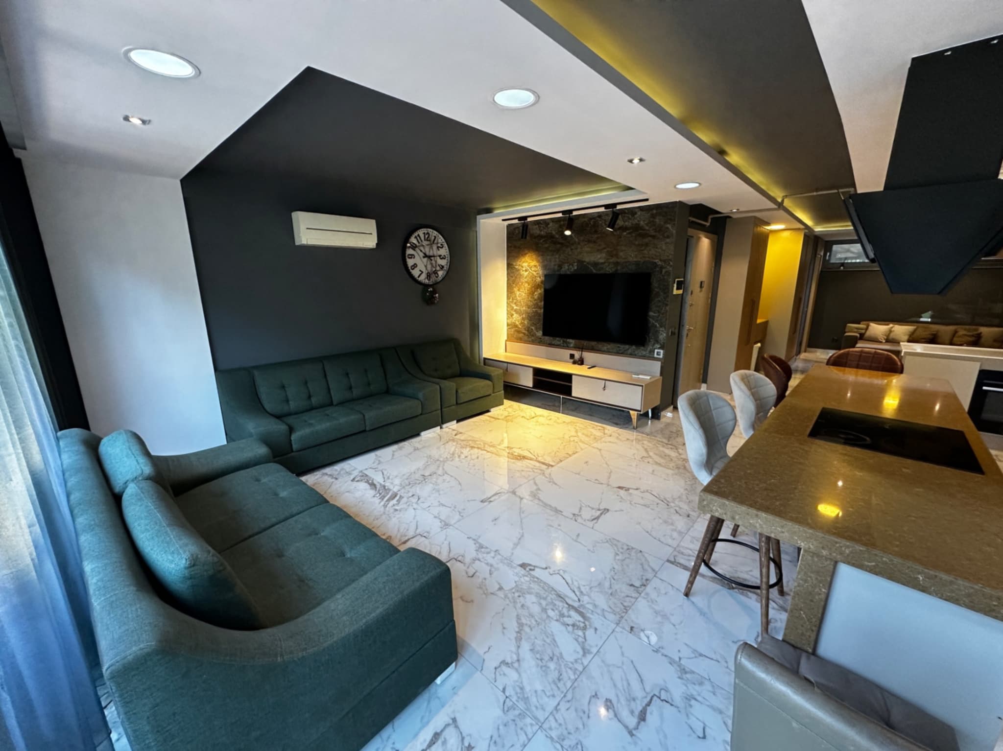 LUX SİTEDE 2+1 KONYAALTINDA EŞYALI KİRALIK DAİRE
