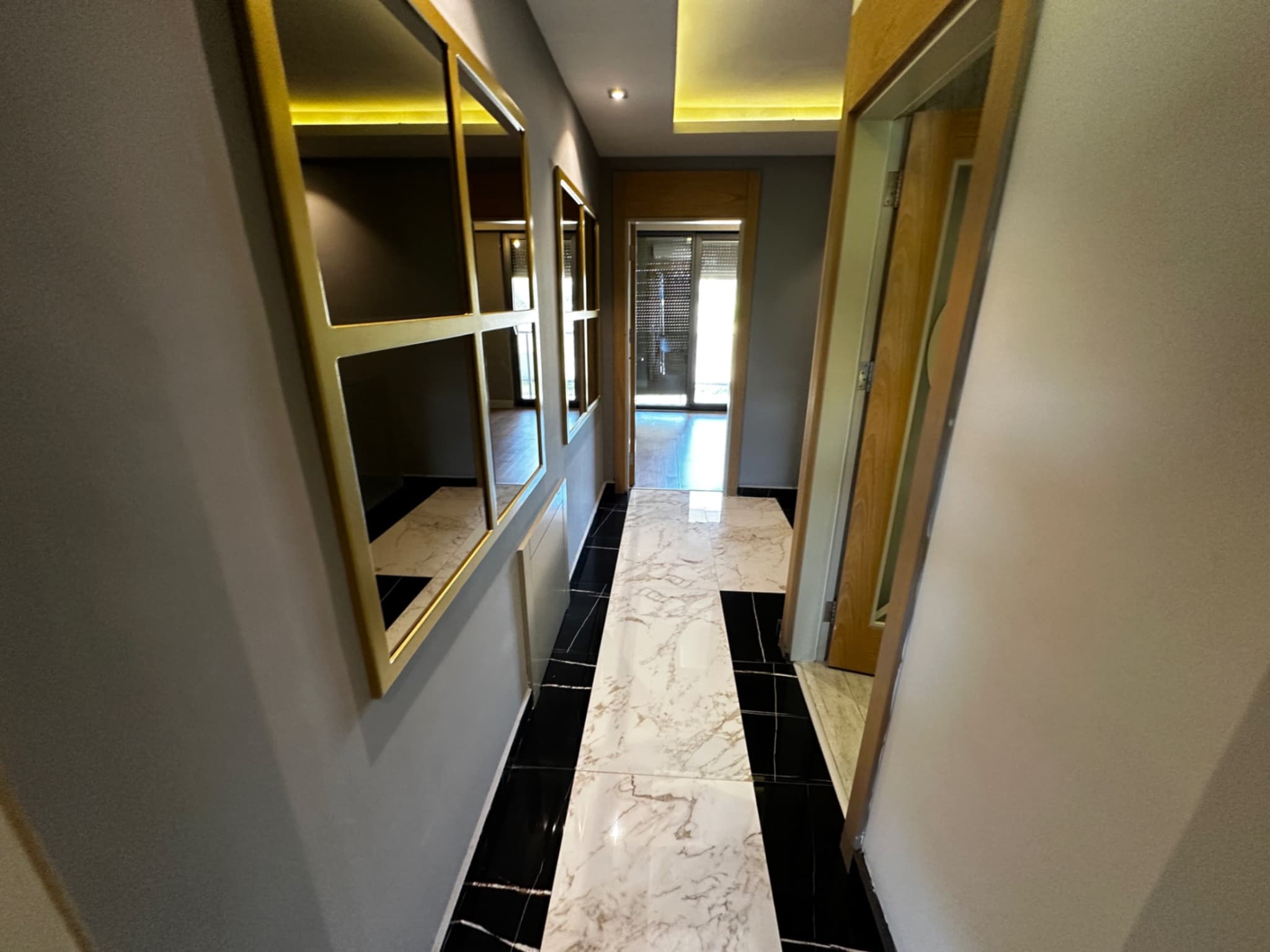 LUX SİTEDE 2+1 KONYAALTINDA EŞYALI KİRALIK DAİRE